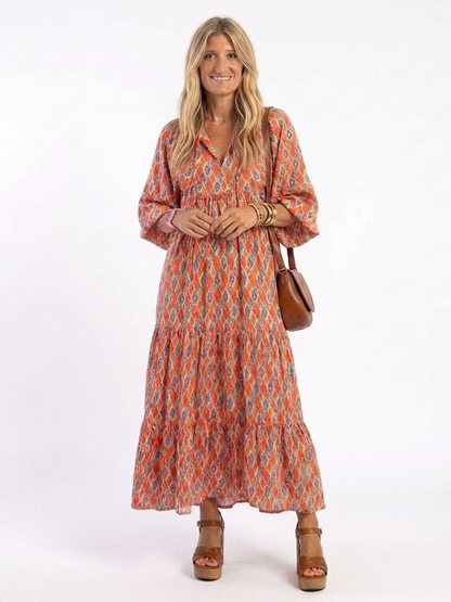 Amara | Robe midi à décolleté en V avec motif géométrique