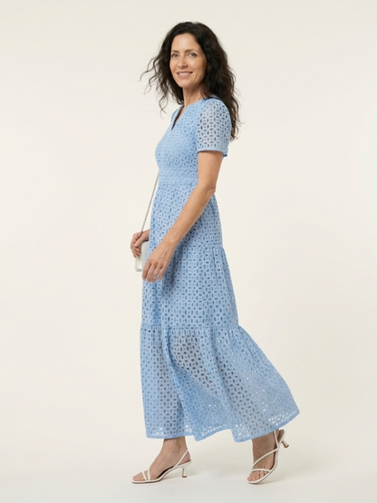 Brielle | Robe midi à encolure en V à manches courtes avec volants